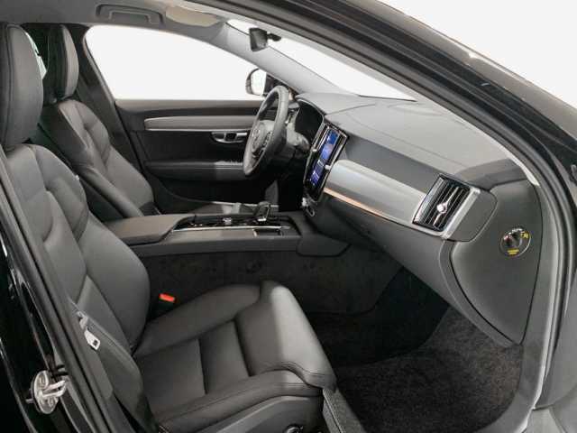 Volvo V90 Plus