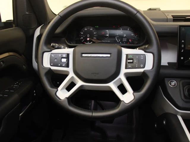 Land Rover Defender D300 Dynamic HSE