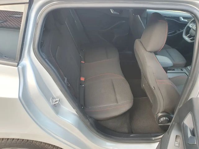 Ford Focus ST Line Wagon