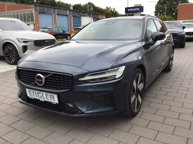 Volvo V60 AWD Dark Plus T6