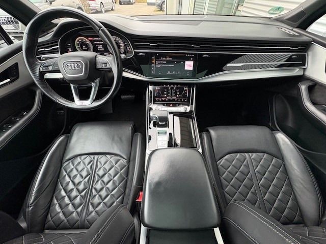 Audi Q7 55 TFSI Hybride Quattro