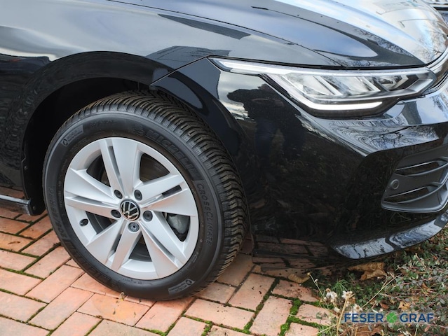 Volkswagen Golf 1.5 eTSI DSG Life Variant