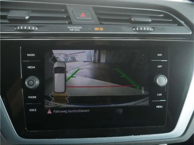 Volkswagen Touran 2.0 TDI DSG R-Line