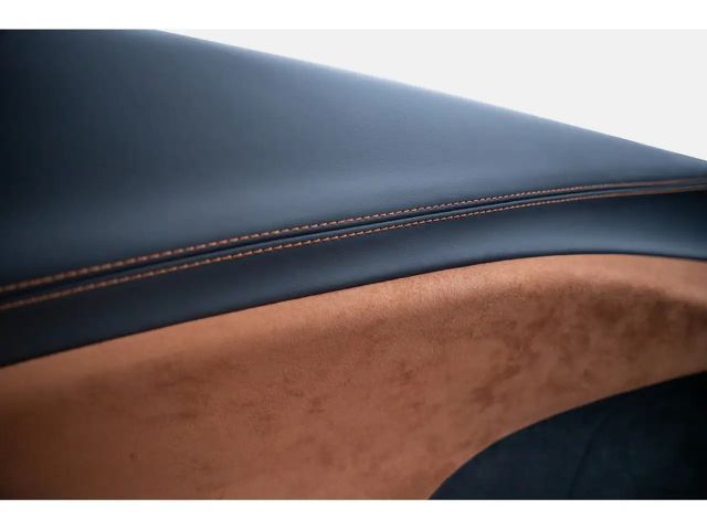 Ferrari 296 GTS >Low Mileage*LIFT*Shields*JBL*LEDs<