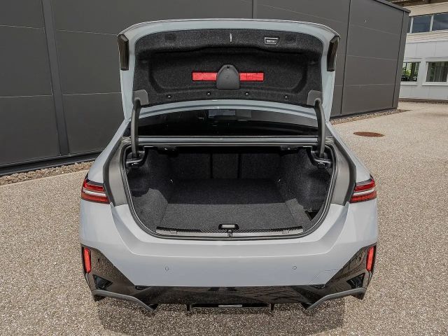 BMW i5 M-Sport Sedan eDrive40