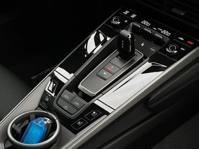 Porsche 992 Cabrio Carrera S