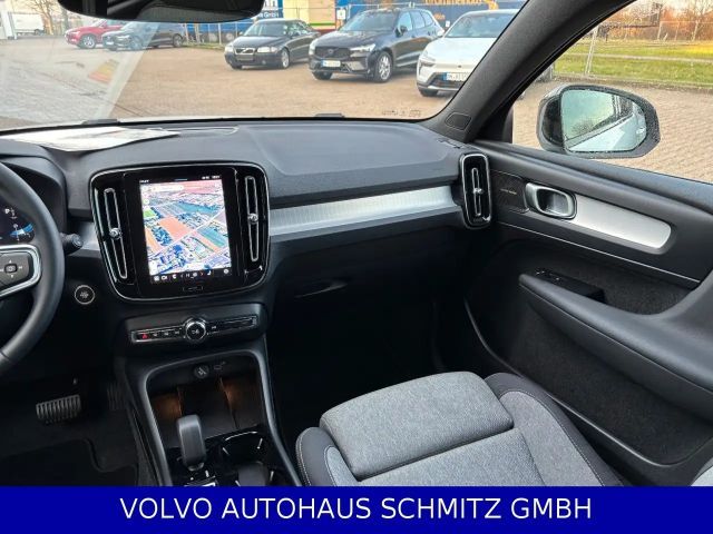 Volvo XC40 Dark Plus