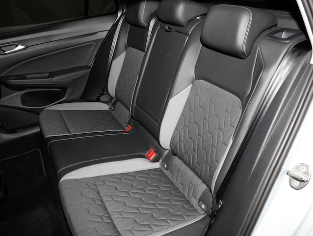 Volkswagen Golf 2.0 TDI DSG Variant