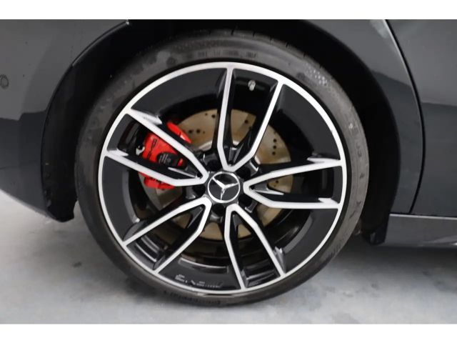 Mercedes-Benz A 35 AMG AMG Line