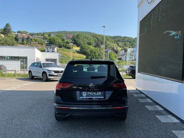Volkswagen Tiguan DSG Life