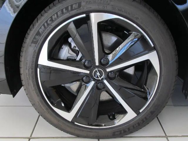 Opel Astra GS-Line Grand Sport