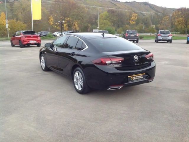 Opel Insignia 2.0 CDTI Elegance