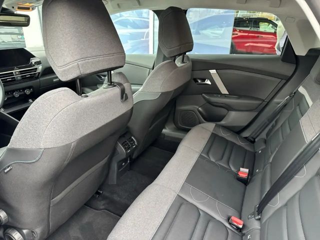 Citroën C4 Max PureTech