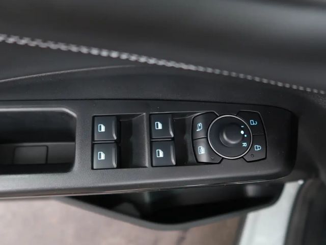 Ford Puma EcoBoost Titanium