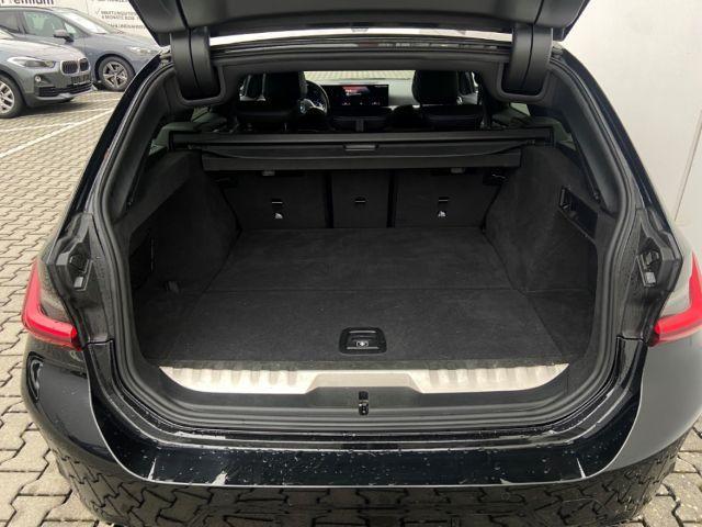 BMW 320 320e M-Sport Touring