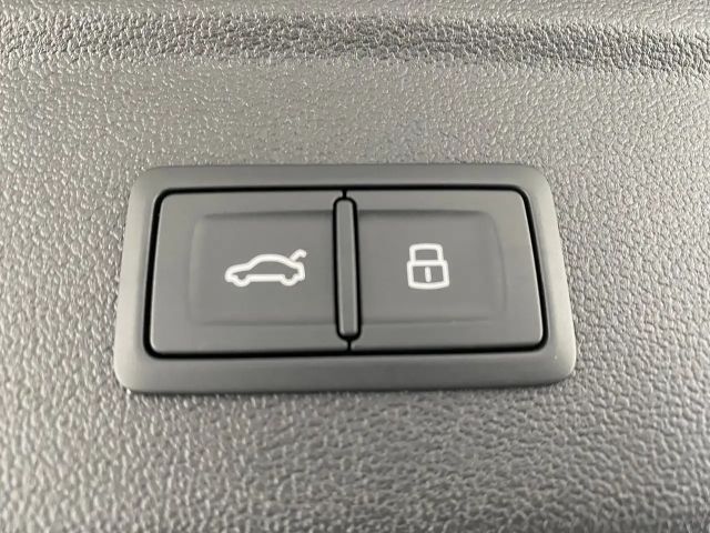 Audi A3 30 TFSI Sedan