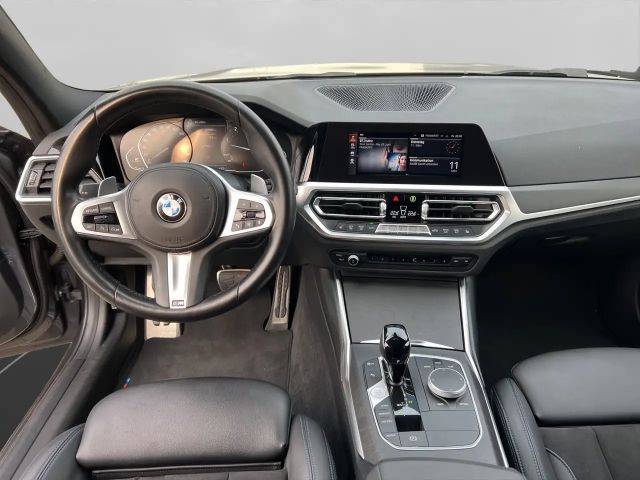 BMW 330 330d M-Sport Touring xDrive