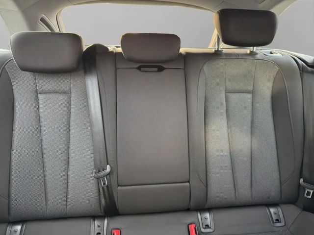 Audi A4 35 TDI Avant S-Tronic