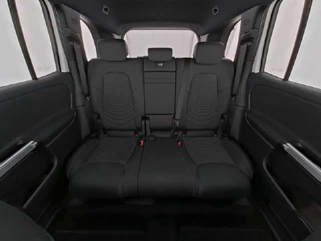 Mercedes-Benz EQB 300 4MATIC