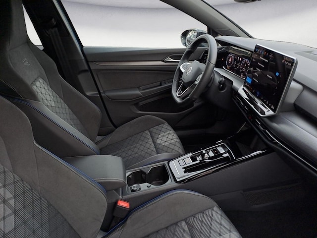 Volkswagen Golf 1.5 eTSI DSG R-Line