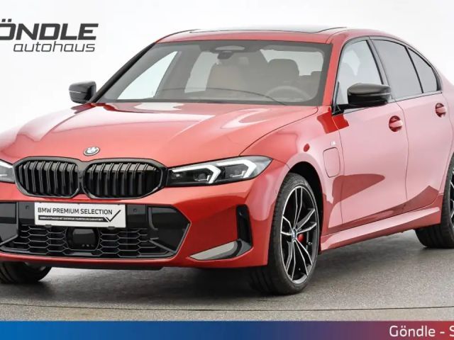 BMW 330 330e Sedan xDrive