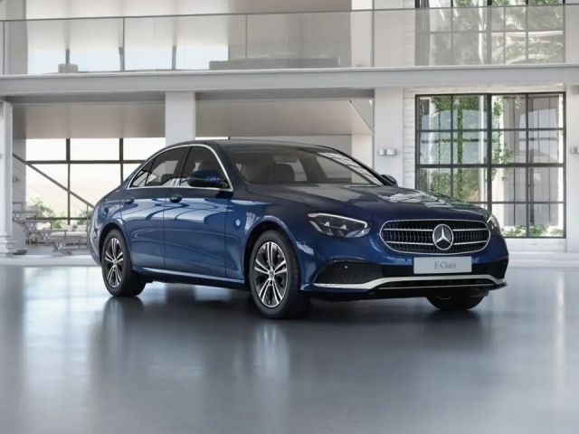 Mercedes-Benz E 220 E 220 d Sedan