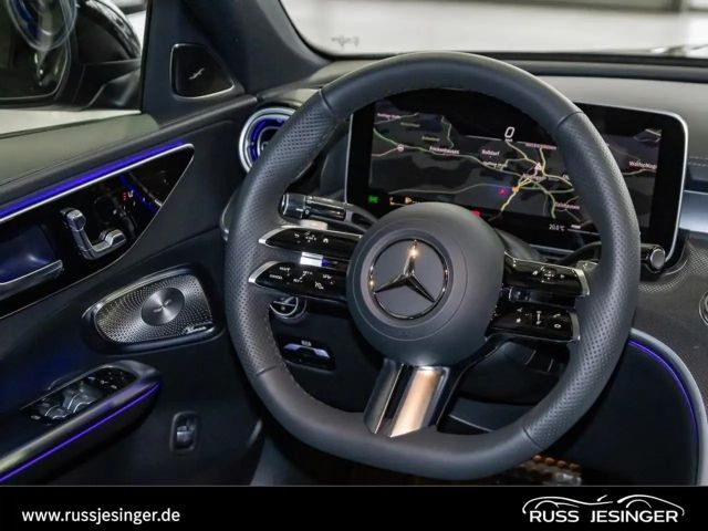 Mercedes-Benz C 200 4MATIC Sedan