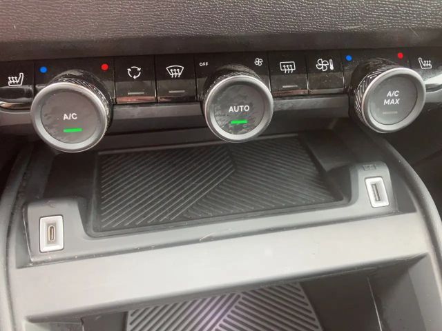 Citroën C4 PureTech Shine