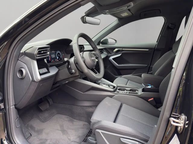 Audi A3 30 TFSI S-Tronic Sedan