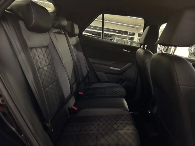 Volkswagen T-Roc 1.5 TSI DSG IQ.Drive R-Line
