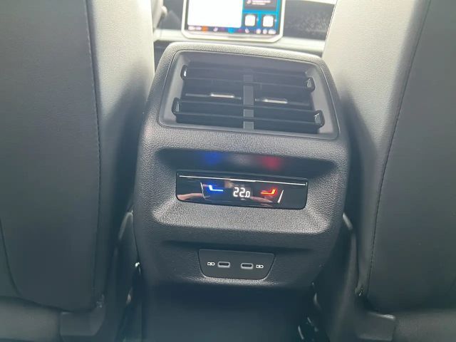 Volkswagen Tiguan 1.5 eTSI R-Line