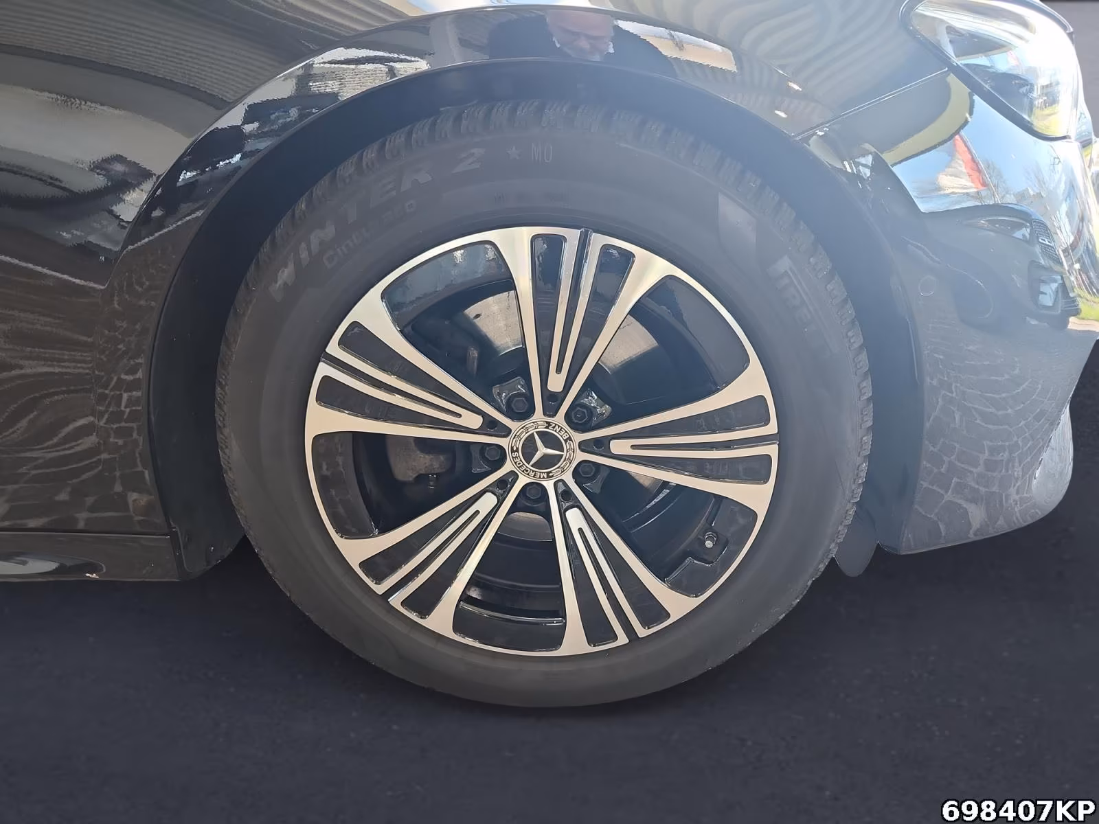 Mercedes-Benz E 220 AVANTGARDE E 220 d Sedan