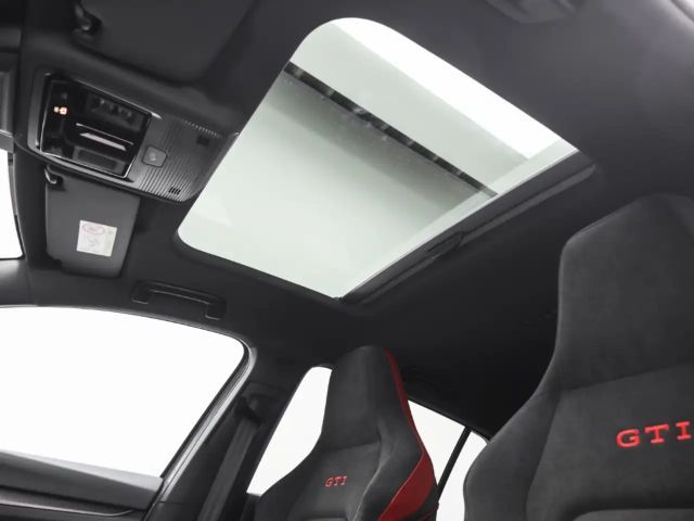 Volkswagen Golf 2.0 TSI DSG GTI