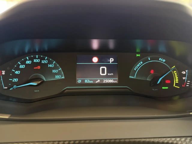 Peugeot E-2008 Active Pack