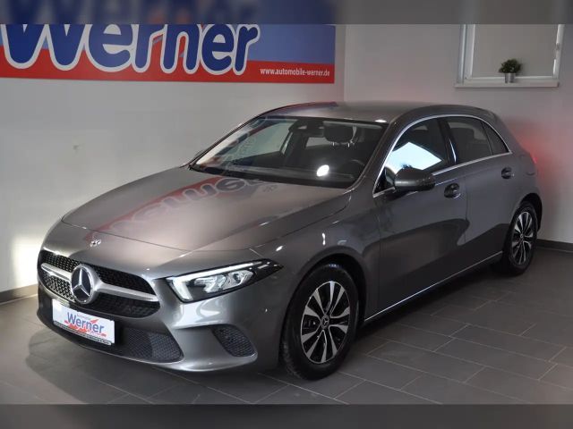Mercedes-Benz A 200 A 200 d Progressive