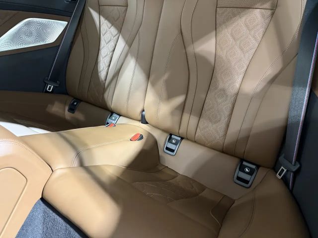 BMW M8 Cabrio Competition xDrive