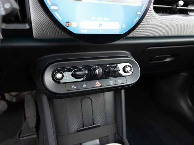 MINI Cooper Favoured Trim PANO NAVI HUD LED 360°