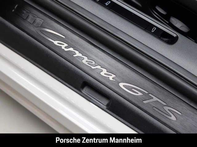 Porsche 992 Carrera Coupé GTS