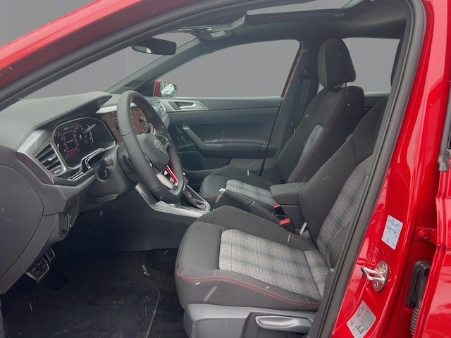 Volkswagen Polo 2.0 TSI DSG GTI