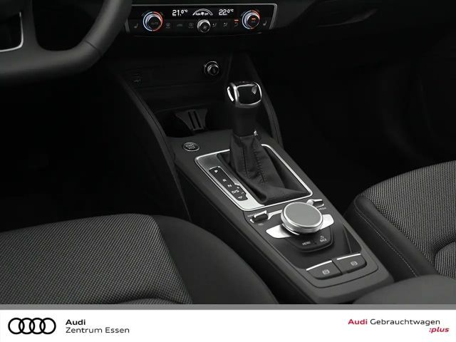 Audi Q2 35 TFSI S-Line