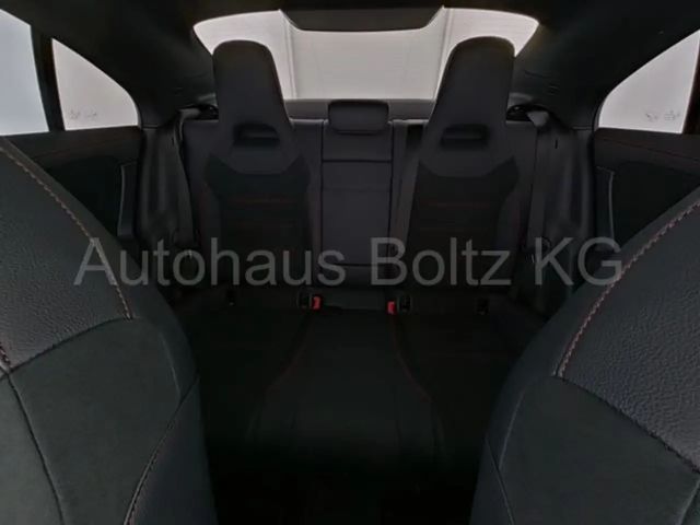 Mercedes-Benz CLA 200 AMG Line Coupé