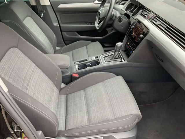 Volkswagen Passat 2.0 TDI Business DSG Variant