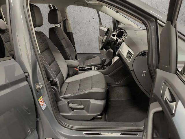 Volkswagen Touran 1.5 TSI DSG R-Line