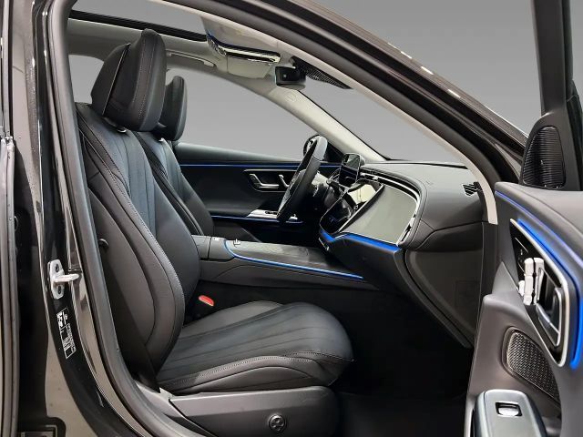 Mercedes-Benz E 220 AVANTGARDE E 220 d Estate