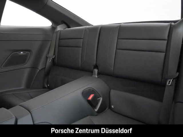 Porsche 992 Carrera Coupé