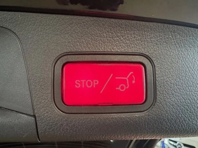 Mercedes-Benz GLA 200 Modelljahr2025+Night+Fondsitze verstellbar+AHK+DIS