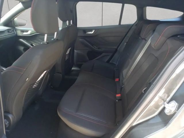 Ford Focus EcoBoost ST Line Wagon