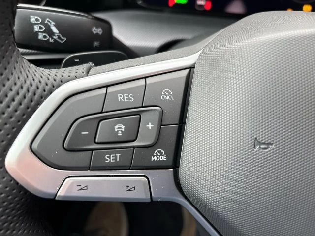 Volkswagen Golf DSG Sport