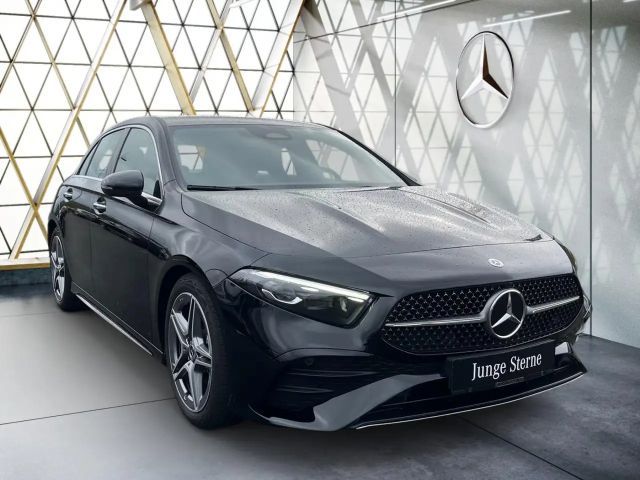 Mercedes-Benz A 200 AMG Line Guard