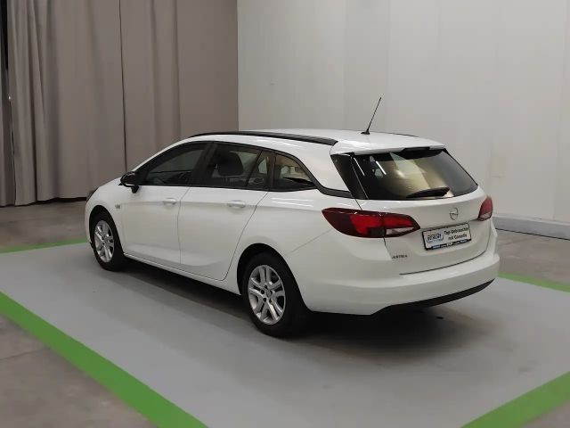 Opel Astra 1.2 Turbo Sports Tourer Turbo